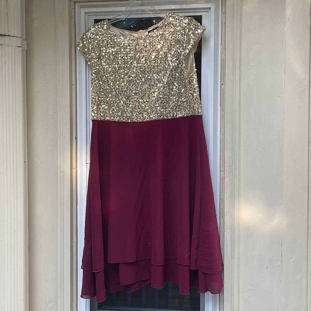 gold sequin and burgundy prom/ celebratory dress, worn once, perfect condition